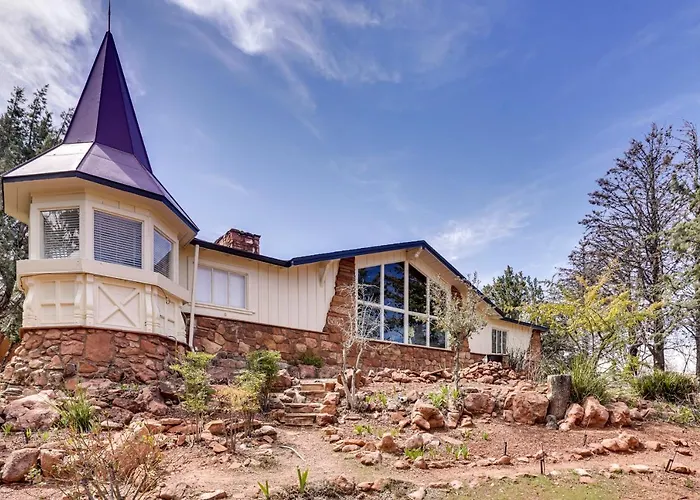 Apartment 3 Mi To Lovers Knoll Peaceful Gem With Patio